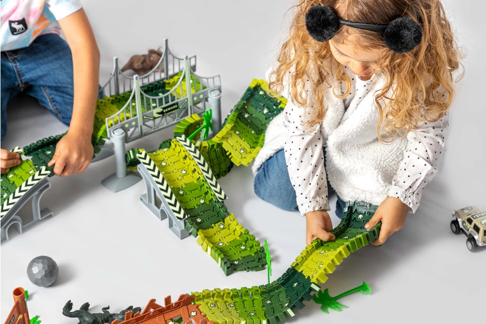 Dinosaur Glow in the Dark Racing & Building Track Set