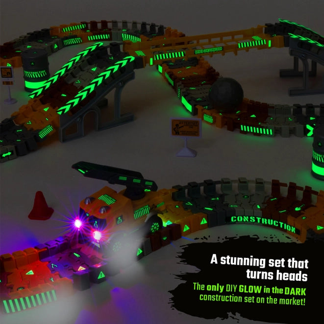 Construction Glow in the Dark Racing & Building Track Set