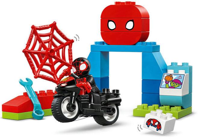 Spin's Motorcycle Adventure Duplo Set 10424