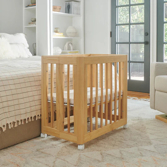 Yuzu 8-in-1 Convertible Crib with All-Stages Conversion Kits