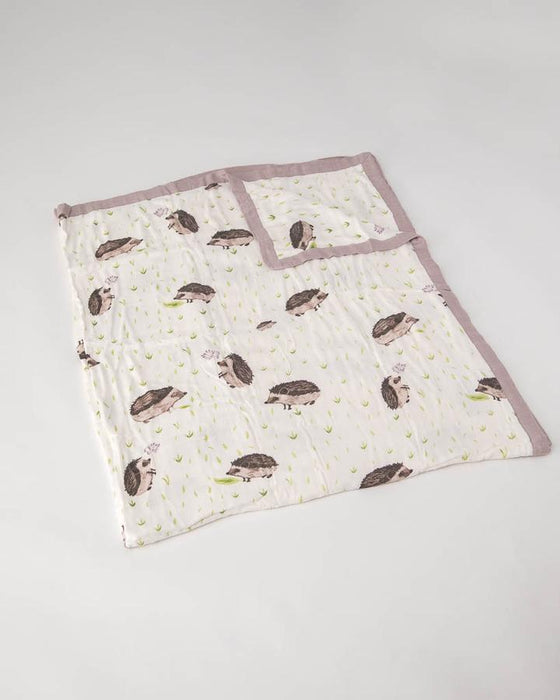 Hedgehog Deluxe Muslin Big Kid Quilt | Little Unicorn