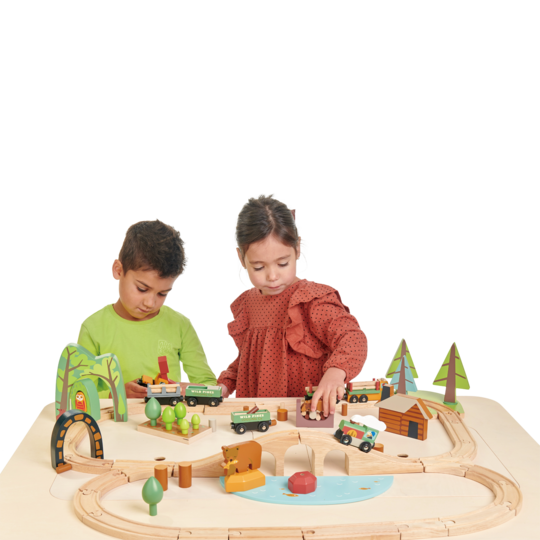 Wild Pines Train Set